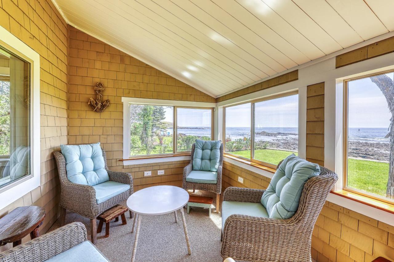 Castle Rock & Sea Belle Cottages York Exteriör bild
