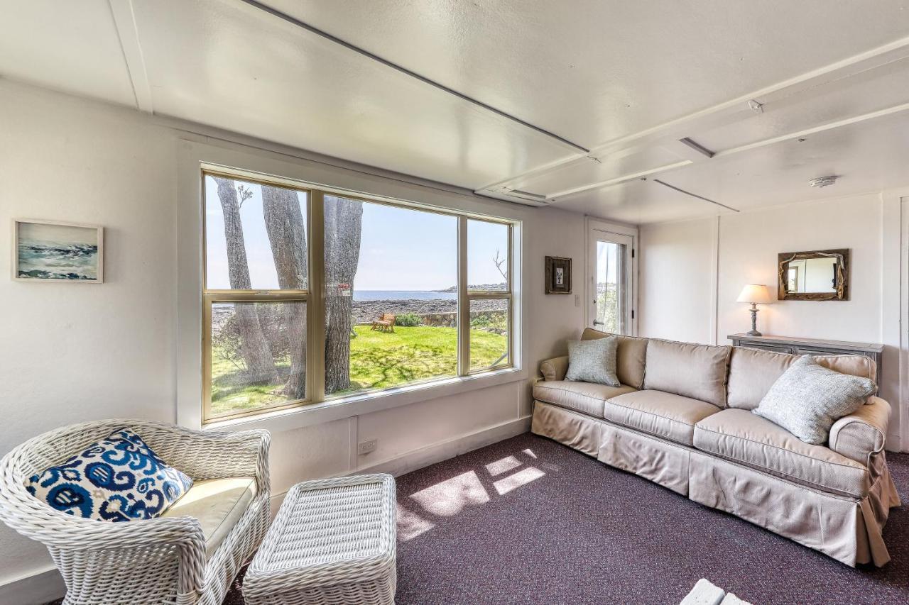 Castle Rock & Sea Belle Cottages York Exteriör bild